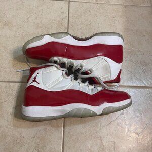 Air Jordan 11 Cherry - Mens SIze 12